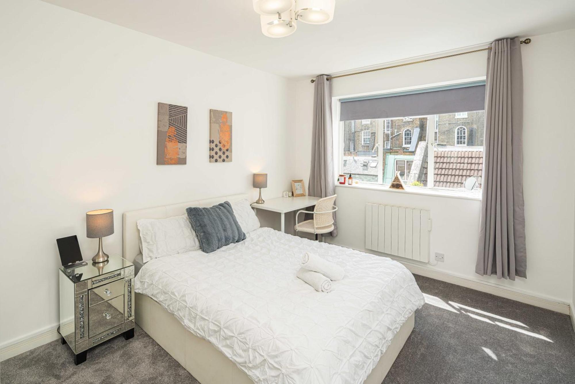 Charming Newly Refurb 2-Bed 2-Bath Whole Apartment Near Hyde Park & Kensington, Prime Paddington Location Zone 1 London Kültér fotó