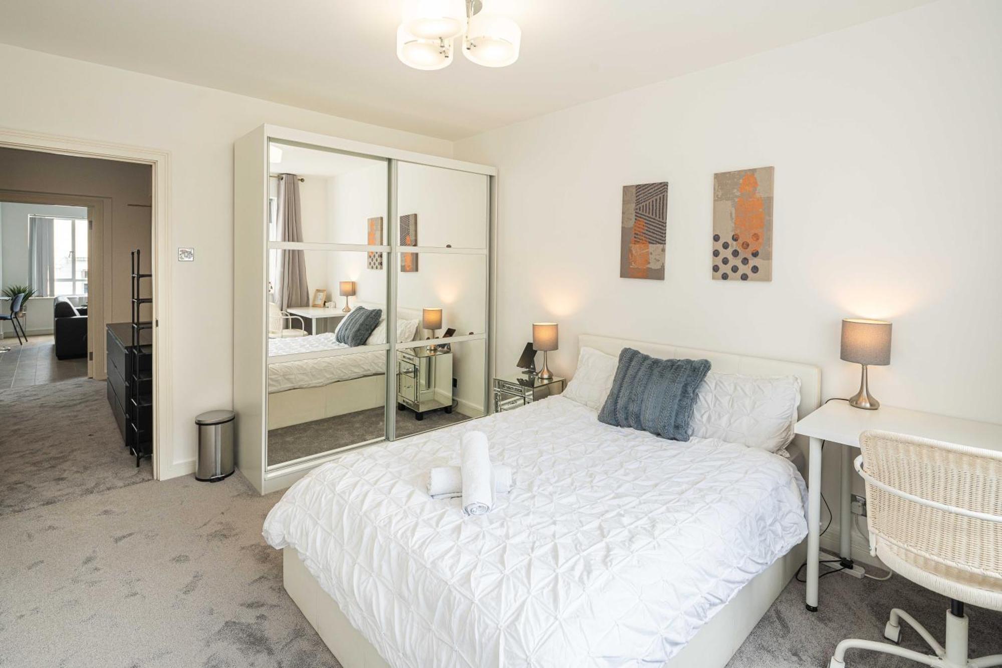 Charming Newly Refurb 2-Bed 2-Bath Whole Apartment Near Hyde Park & Kensington, Prime Paddington Location Zone 1 London Kültér fotó