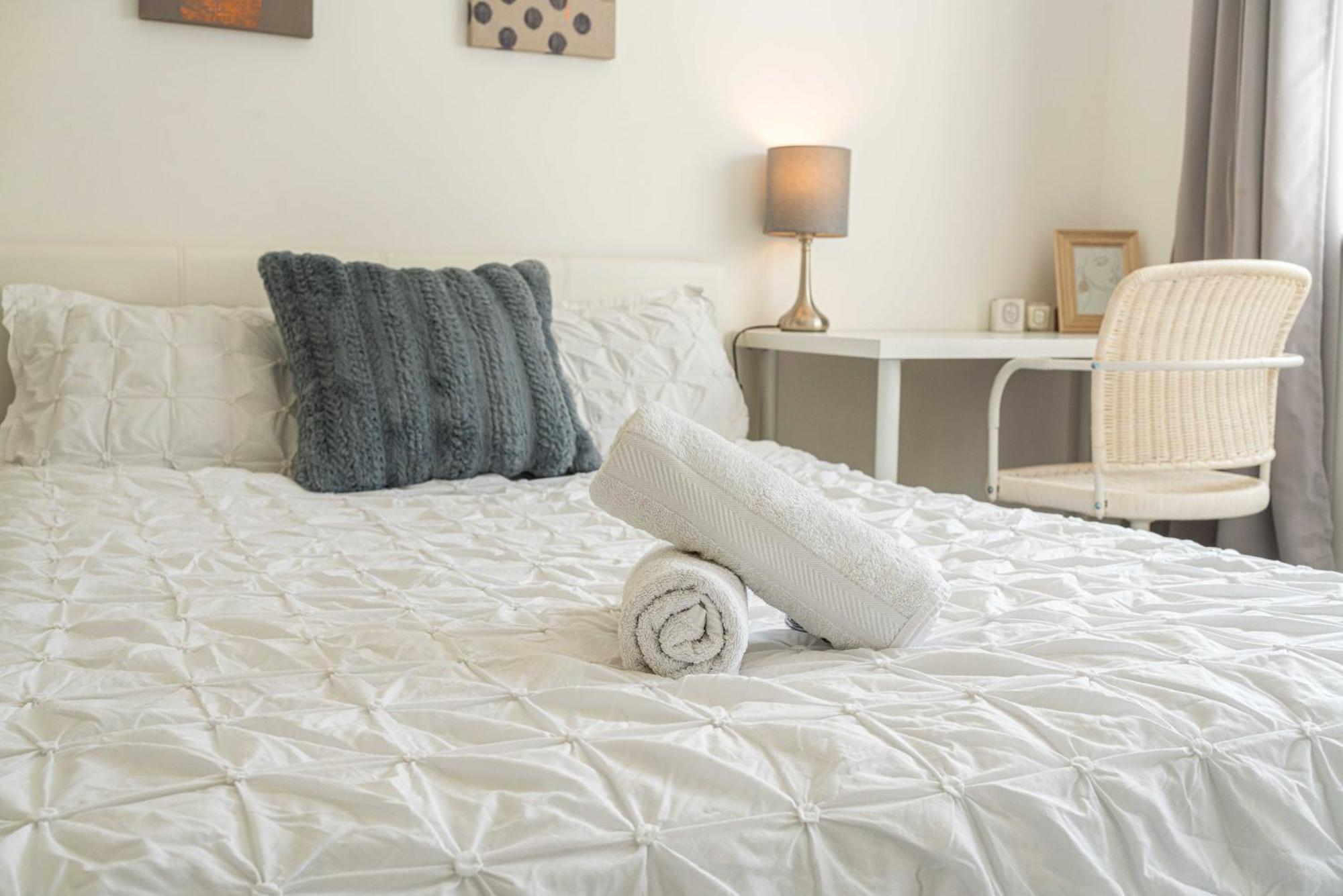 Charming Newly Refurb 2-Bed 2-Bath Whole Apartment Near Hyde Park & Kensington, Prime Paddington Location Zone 1 London Kültér fotó