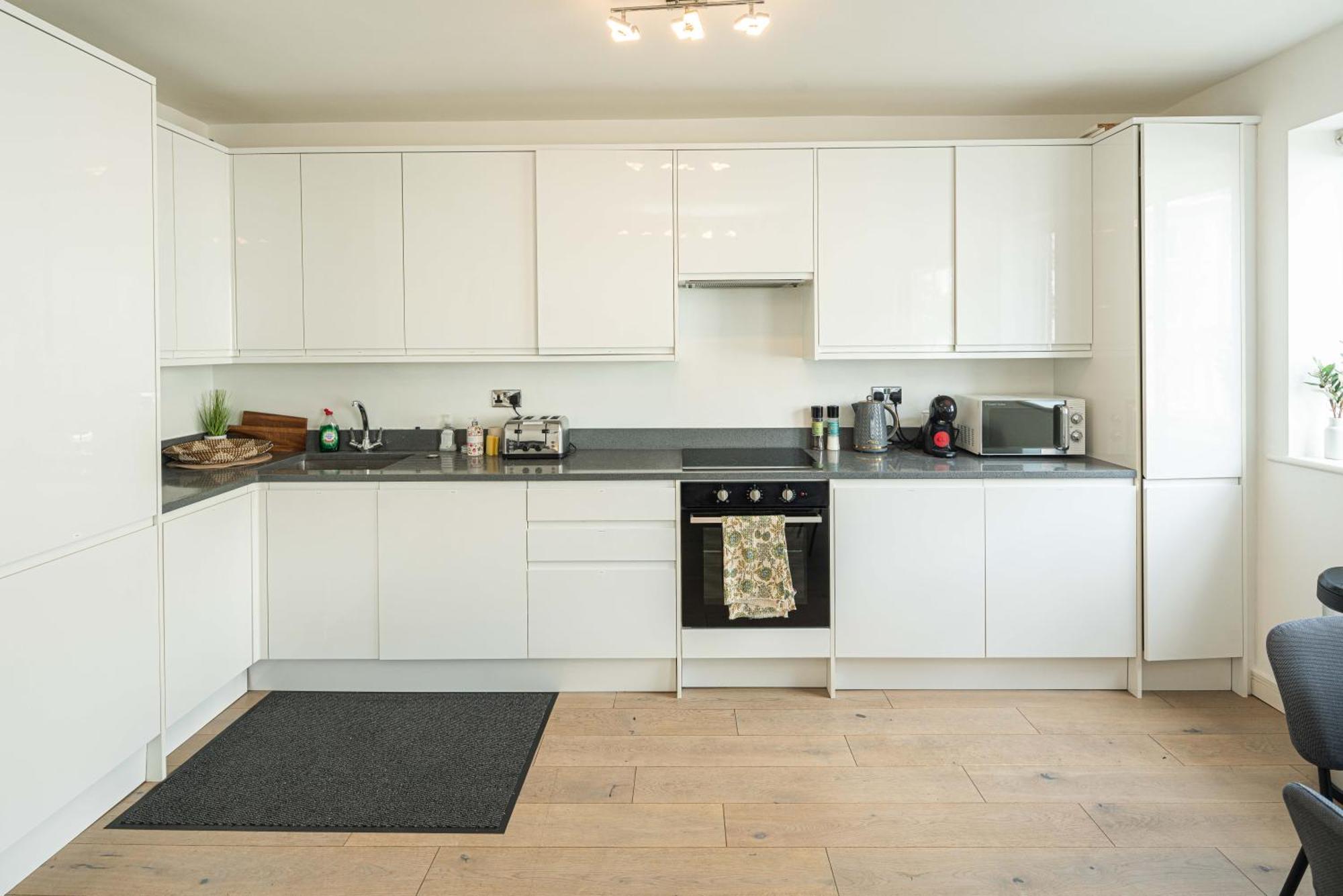Charming Newly Refurb 2-Bed 2-Bath Whole Apartment Near Hyde Park & Kensington, Prime Paddington Location Zone 1 London Kültér fotó